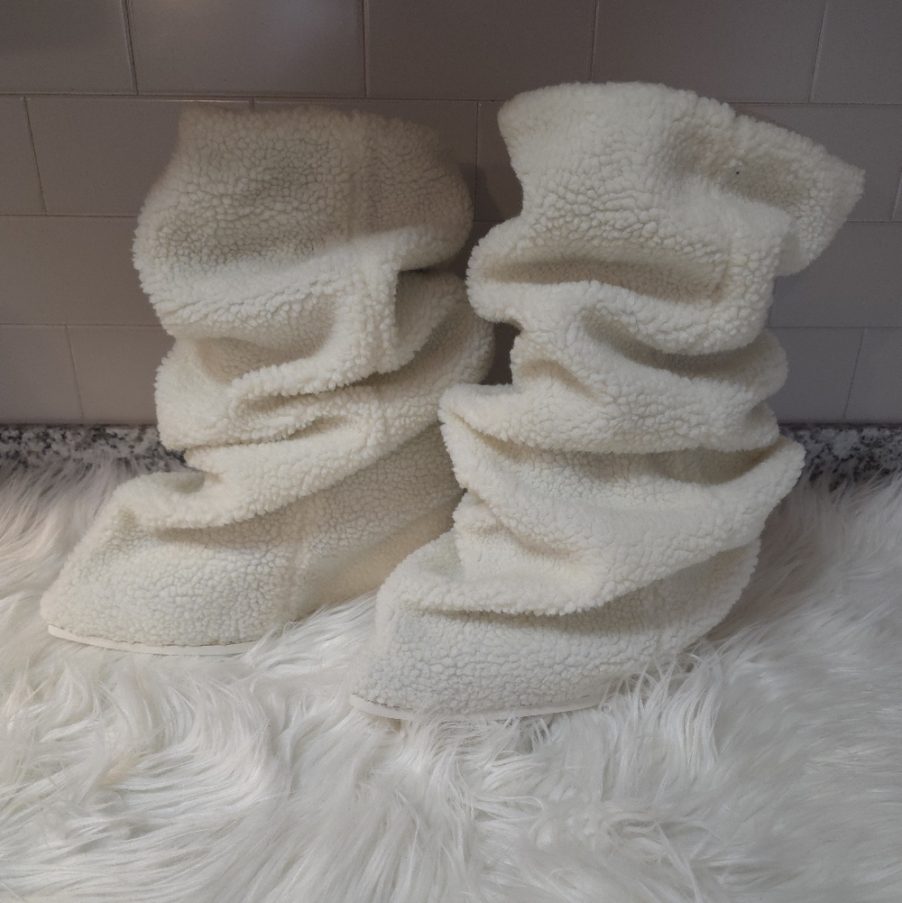 Cozy Sherpa Slouch Wedge Boots - Cream